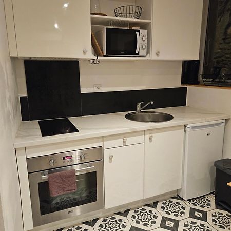 Maison De Village Meublee Avec Terrasse Donzère 외부 사진